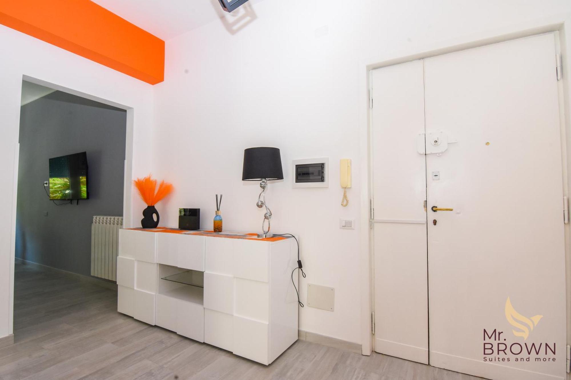 Orange House *
